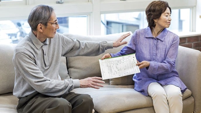 日本で増加する「{熟年離婚;じゅくねんりこん」