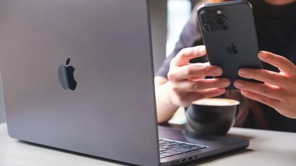 アップルの新しい安いMacBookは、ウォルマートの販売から学んだ