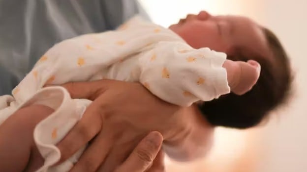 日本、出産のお金を保険で出すかもしれません