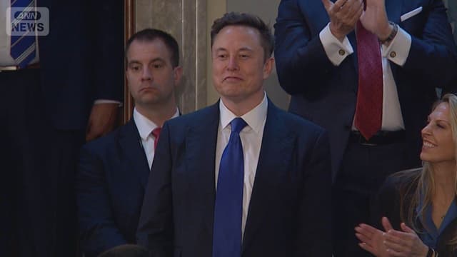 イーロン・<span class="jlpt-n2" word="マスク">マスク</span><span class="jlpt-n1" word="さん">さん</span>の <span class="jlpt-n5" word="お金"><ruby><rb>お金</rb><rt>おかね</rt></ruby></span>が 73ちょう<span class="jlpt-n3" word="円"><ruby><rb>円</rb><rt>えん</rt></ruby></span>に なりました